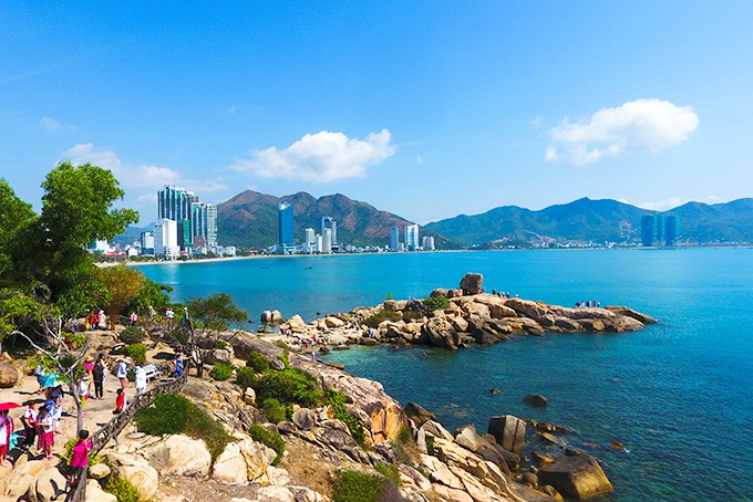 ĐỂ GIỚI TRẺ QUAN TÂM DI SẢN VĂN HÓA